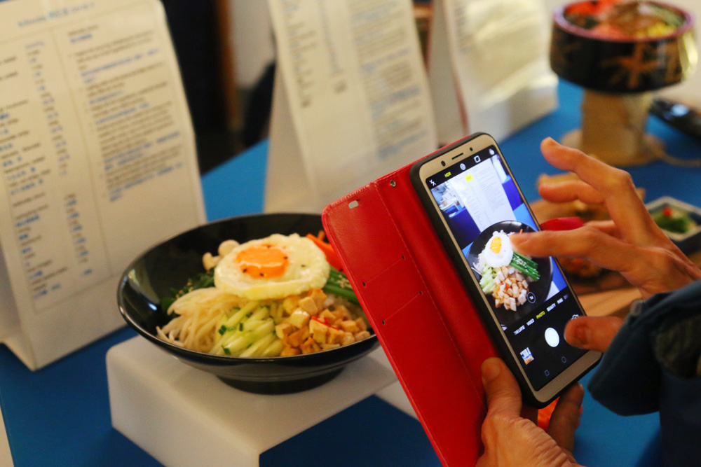 An exquisite and yet simple display of sample vegetarian dishes with recipes (Photo by Ng Sher Lin)