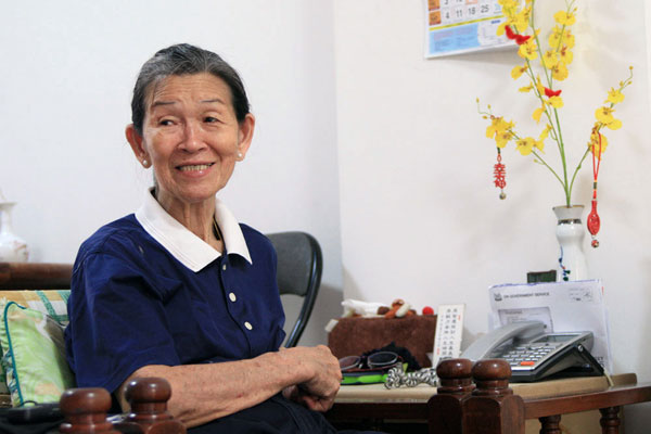 An Elderly Volunteer Spends her Golden Years Meaningfully